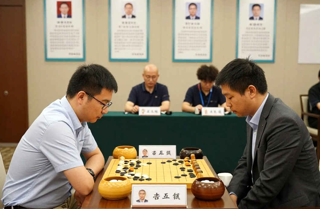 LEC Versus không trở lại 2027: Khi Riot tắt chiếc cầu nối Tier 2, EMEA mất đi điều gì?