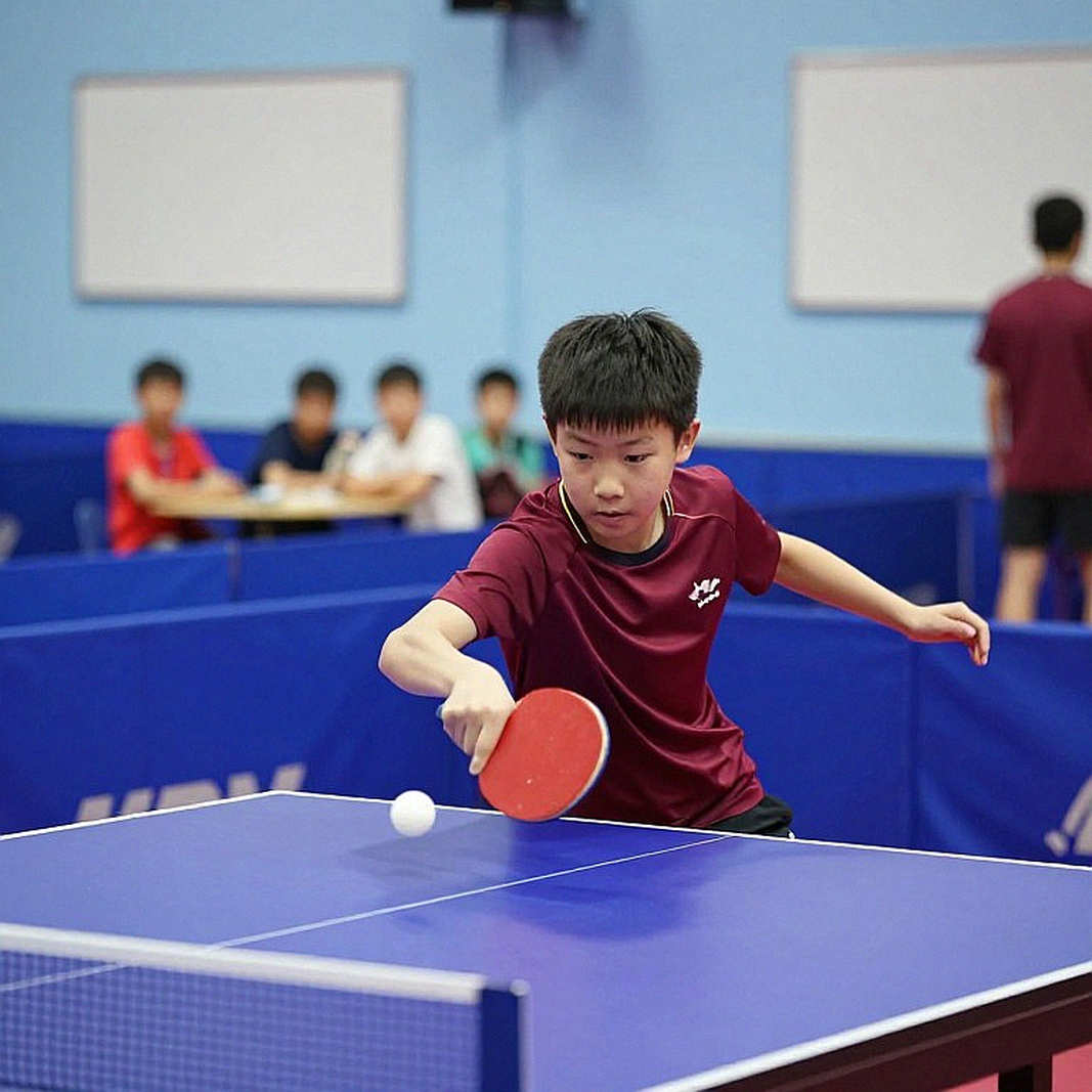 Học viện Trọng tài bóng bàn Anh mở cửa: nhìn vào phần móng, không nhìn vào huy chương