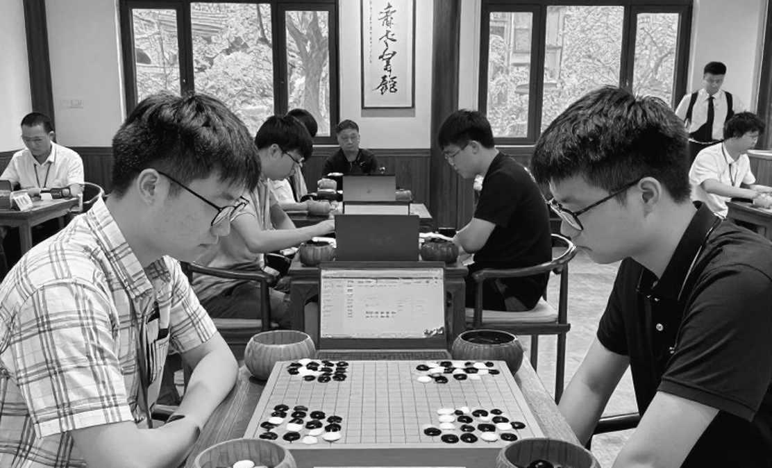 Thua một bàn, thua cả trận: Sarin, danh hiệu 'Kỳ thủ của ngày' và thông điệp 'quá trình hơn kết quả' của Ấn Độ Thua một bàn, thua cả trận: Sarin, danh hiệu 'Kỳ thủ của ngày' và thông điệp 'quá trình hơn kết quả' của Ấn Độ