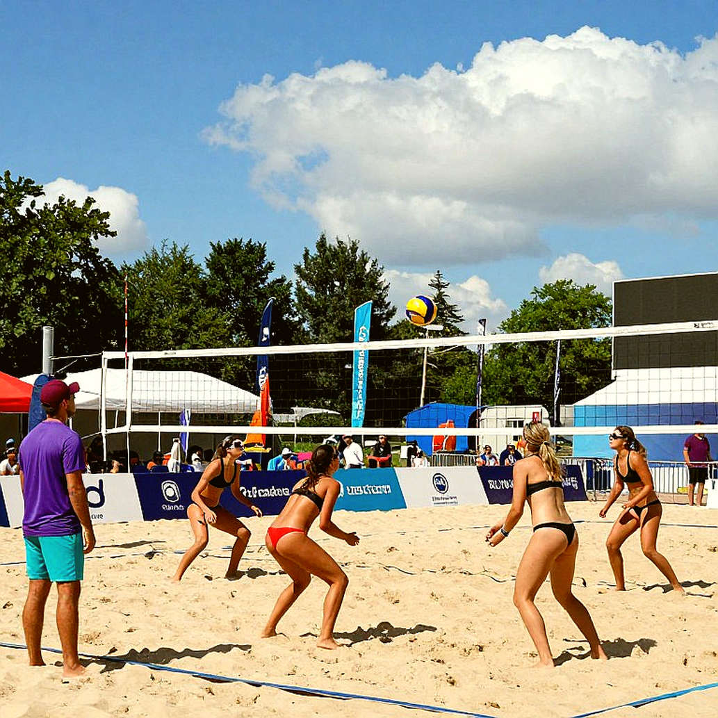 Đổi người ở điểm 1-4: nước cờ lật ngược trận bán kết sepak takraw của tuyển Việt Nam