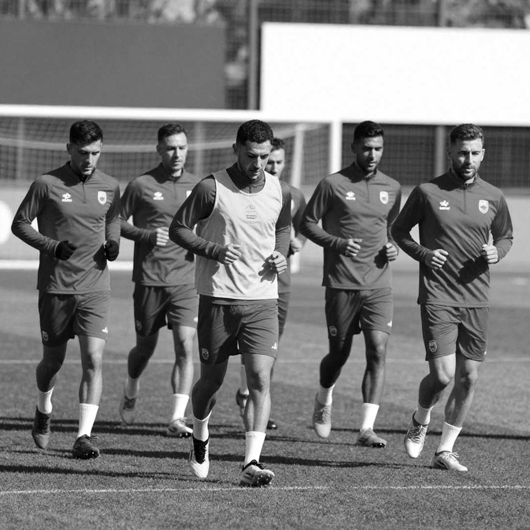 Thierry Henry đến Jakarta: khoảng trống hai năm và thương vụ bán ký ức của 'The Rivalry Returns'