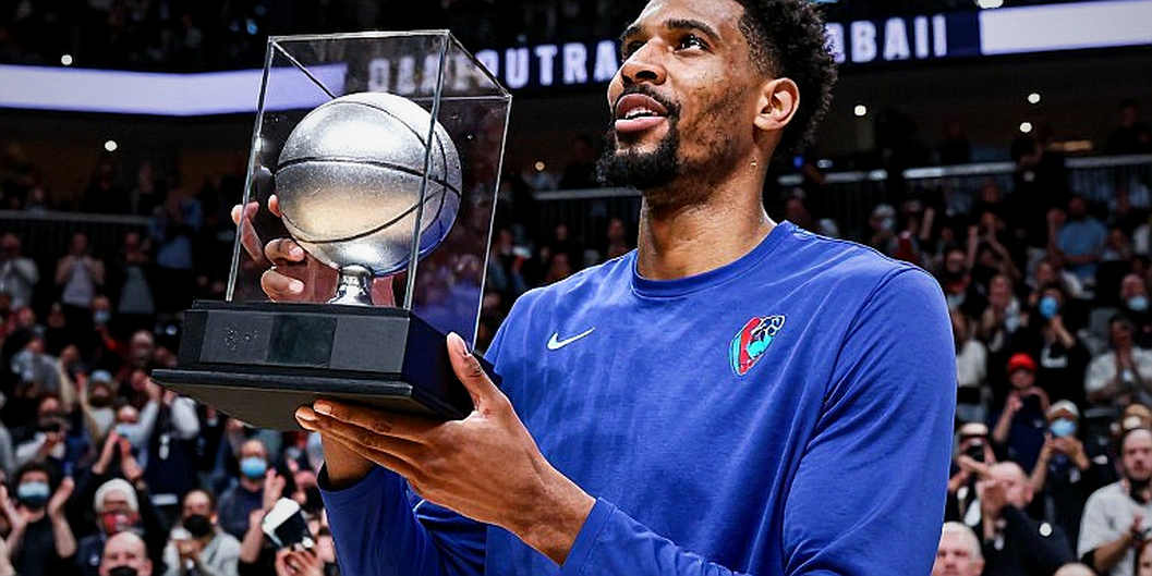 EuroLeague, án phạt 80 triệu euro và canh bạc mở rộng 24 đội