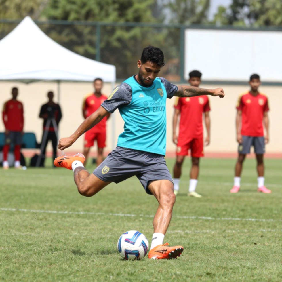 Ngoại binh V.League: Bản hợp đồng ba tháng và cuộc gọi ba phút