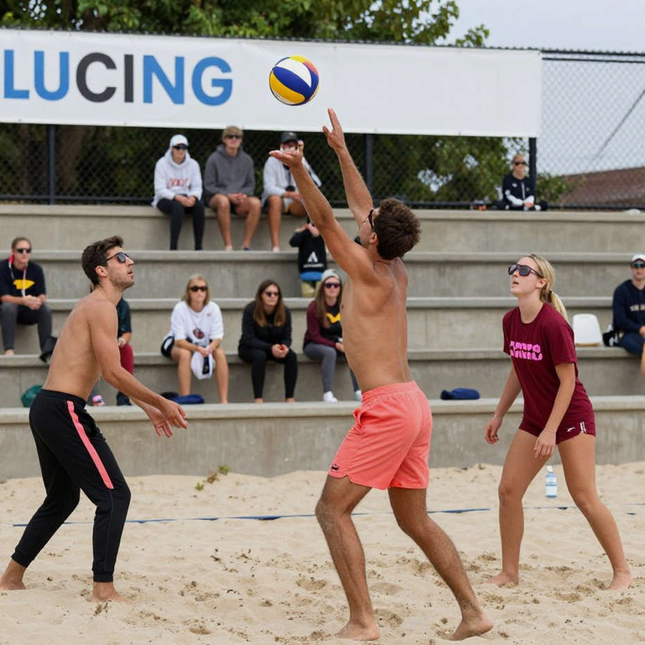 Asiad 20 và tờ biên bản trống: Đọc tấm huy chương vàng bóng chuyền nữ Trung Quốc bằng mắt trọng tài
