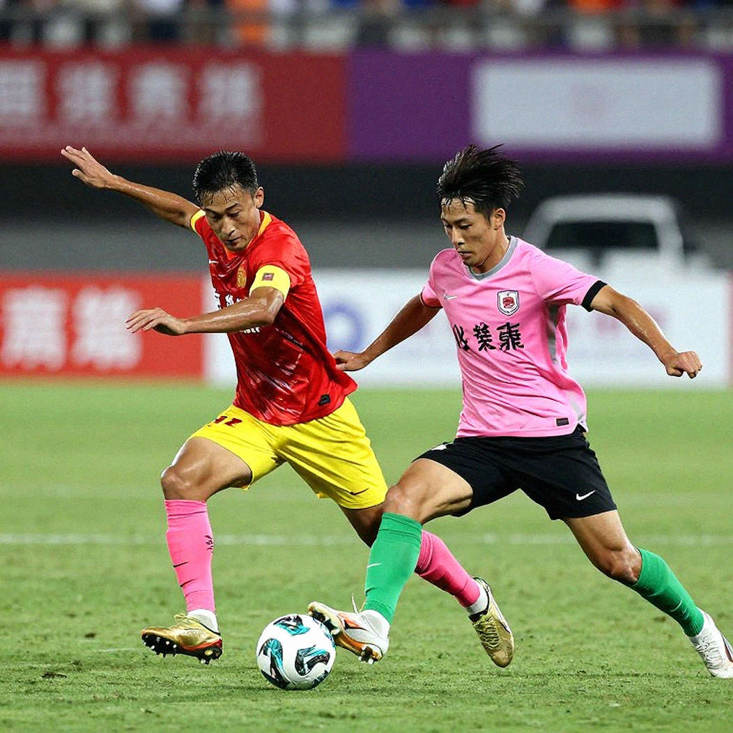 Quang Hải rời đội tuyển trước FIFA ASEAN Cup: khoảng trống số 10 và bài kiểm tra cấu trúc của Kim Sang Sik Quang Hải rời đội tuyển trước FIFA ASEAN Cup: khoảng trống số 10 và bài kiểm tra cấu trúc của Kim Sang Sik