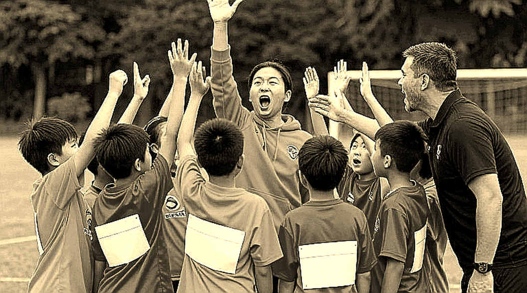 Hành lang sau cánh cửa ký kết: Dòng tiền thật của một kỳ chuyển nhượng