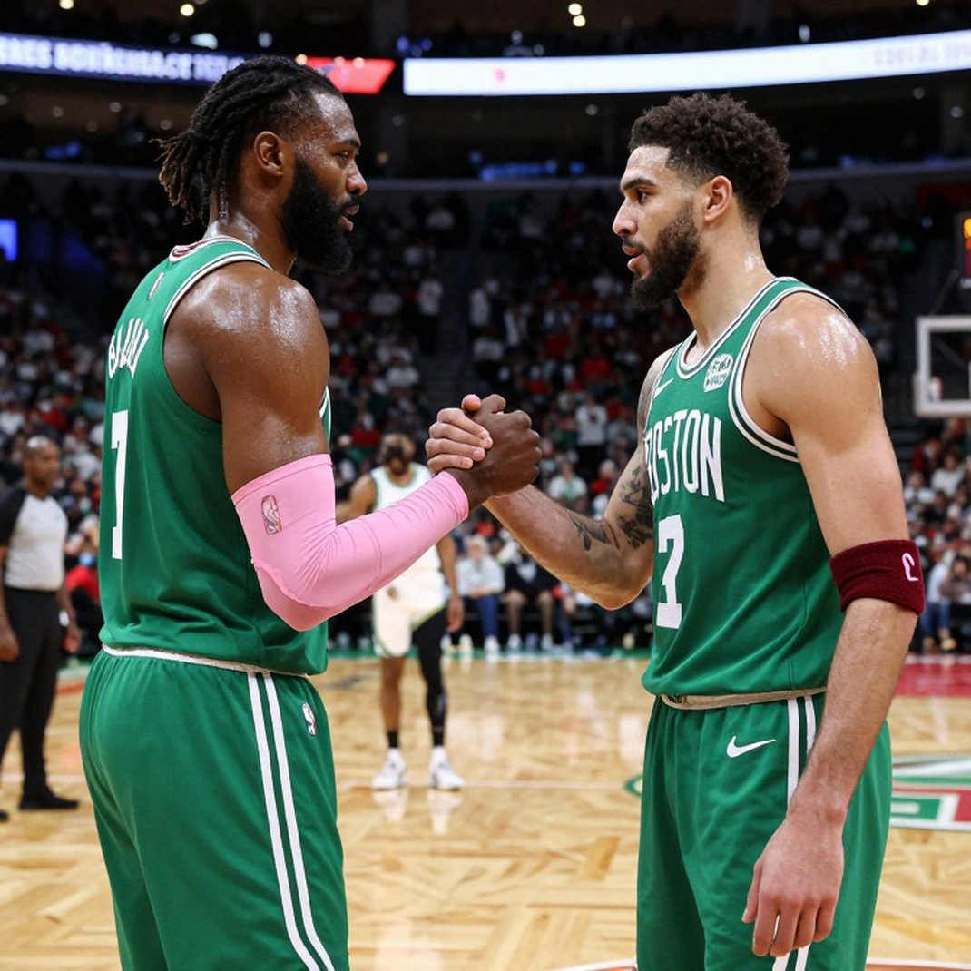 Shane Larkin ở Fenerbahçe: cuộc thử nghiệm chia đều gánh nặng dưới thời Jasikevičius Shane Larkin ở Fenerbahçe: cuộc thử nghiệm chia đều gánh nặng dưới thời Jasikevičius